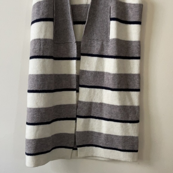 NWT Anthro Sweater Vest - Picture 3 of 3